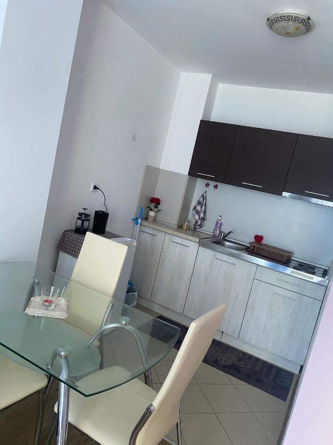 Appartamento Direkt Am Pool Pomorie