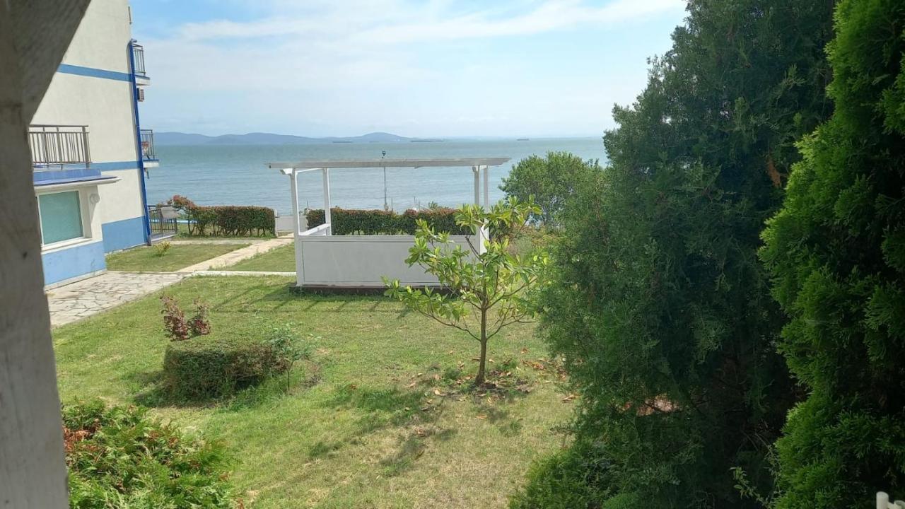 Direkt Am Pool Appartamento Pomorie