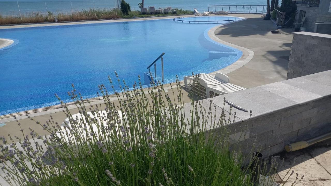 Direkt Am Pool * Pomorie
